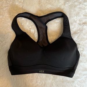 Victoria’s Secret sports bra-32C